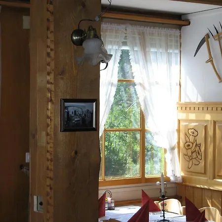 Swiss Bernerhof Herberg 5*